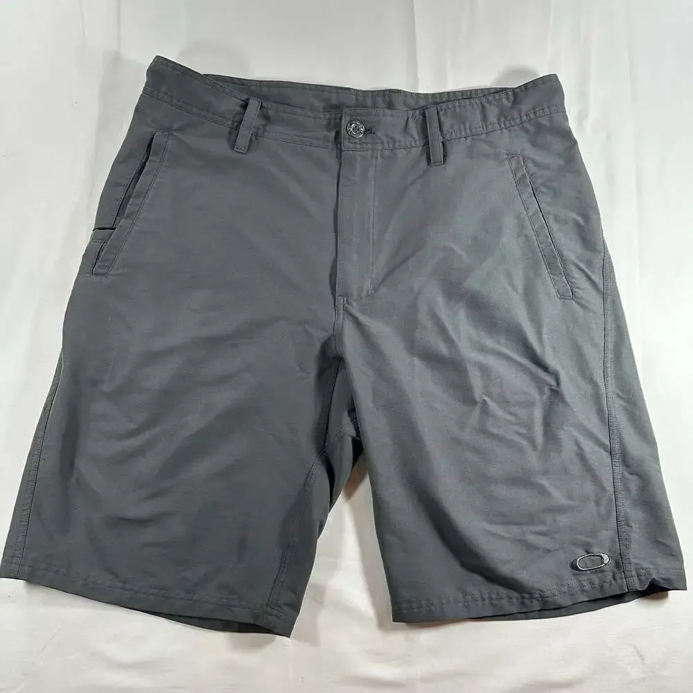 Oakley Men's Gray Performance Hybrid Walk Shorts Size 38